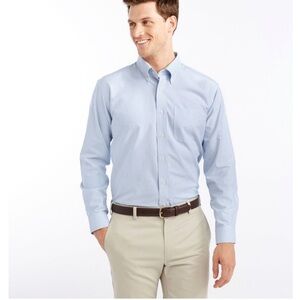 L. L. Bean Wrinkle Resistant 100% Cotton Blue Striped Button Down